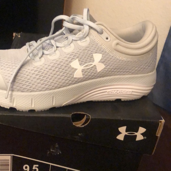 Original box (damaged box) - Picture 2 of 4